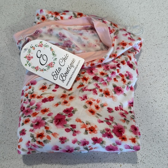 Boutique E.LUNA New with Tags PLUS DIZZY FLORAL PRINT AND SOLID MIXED V NECK 3X - Picture 10 of 10